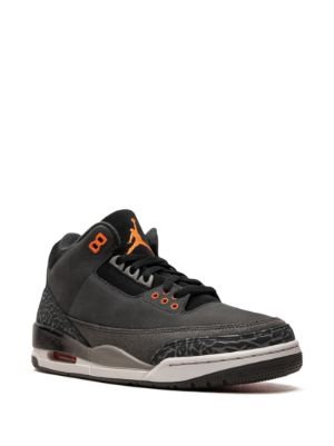 Air Jordan 3 "Fear (2023)" sneakers